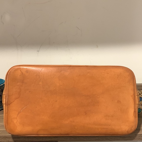 Louis Vuitton Alma PM (bigger one) Hand Bag - Picture 7 of 13